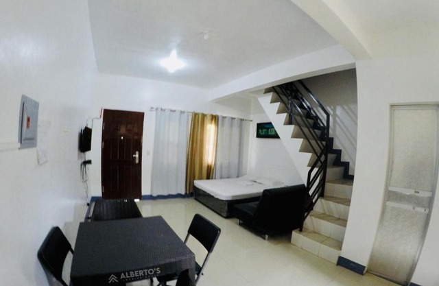 Alberto's Lodging House