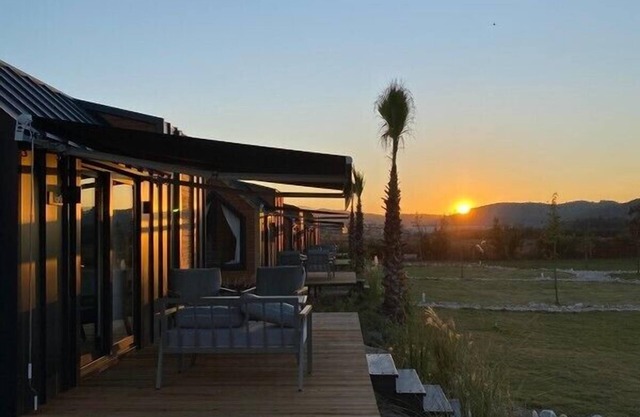 ALBIZIA BOUTIQUE HOTEL