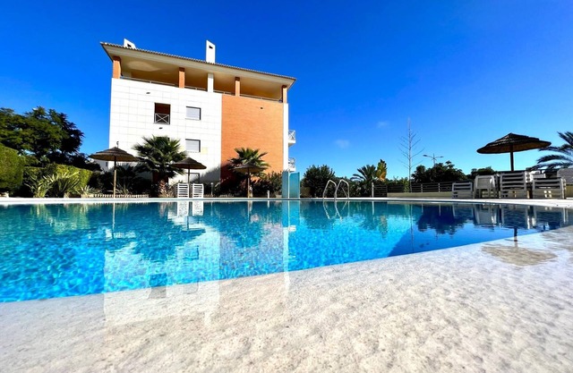 Albufeira Modern 3 With Pool by Homing