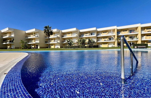 Albufeira Paradise With Pool by Homing