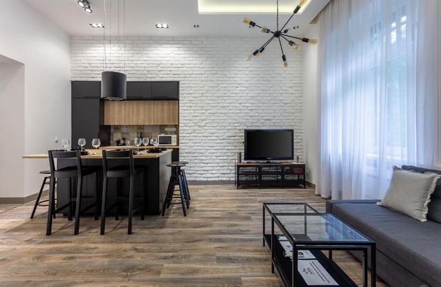 Alder Bridge Apartment