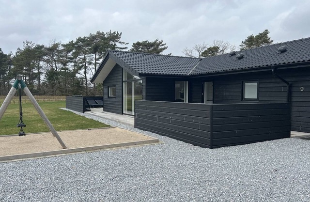 "Aleksa" - 500m from the sea by Interhome