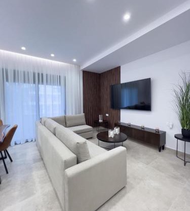 AleNi City Apartment 2