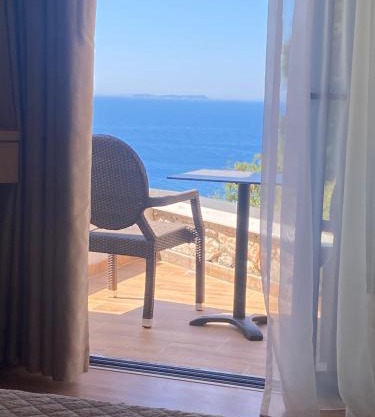 Alex Boutique Hotel
