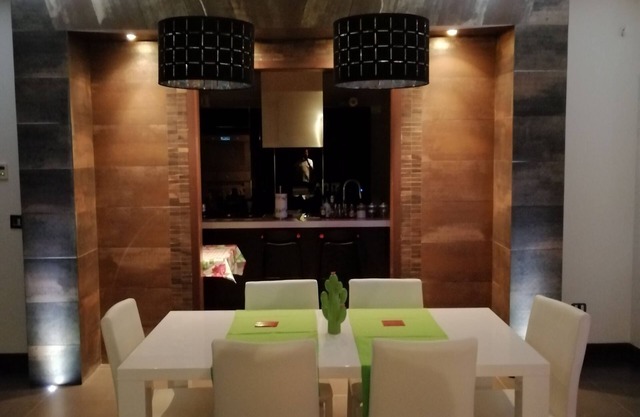 Alex House Casa unifamiliar, moderna, confortable, 2 niveles