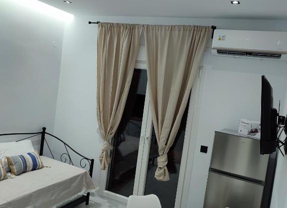 Alexander Luxury Apartments & Studios