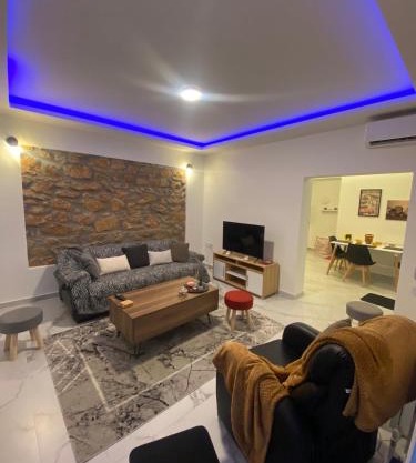 Alexandra apartment