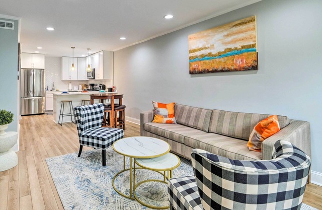Alexandria Townhome in Upcoming Neighborhood!
