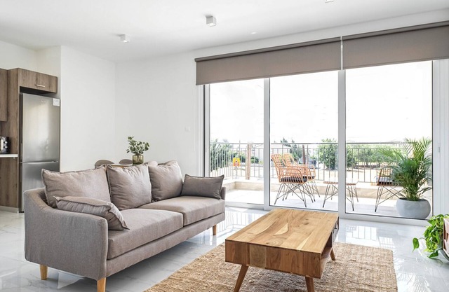 Alexis Court II - Two Bedroom Apartment, Sleeps 4
