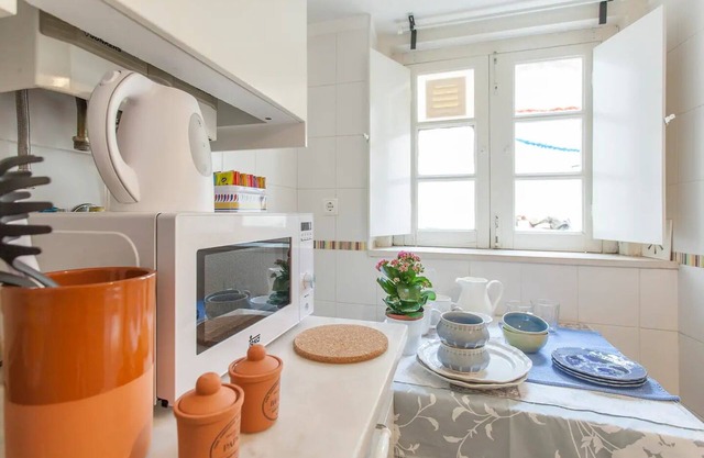 Alfama Charming Apartment, By TimeCooler