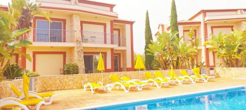 Algarver III- Lagoa Vale da Pinta golf apartment, swim pool, near Water Park and beaches