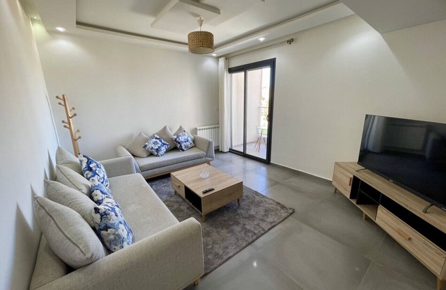 Alger (Hydra)｜Modern apartment with parking space