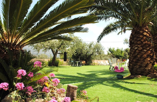 Villa familiar de Alghero a 1 km de la playa, WiFi, jardín, parque infantil