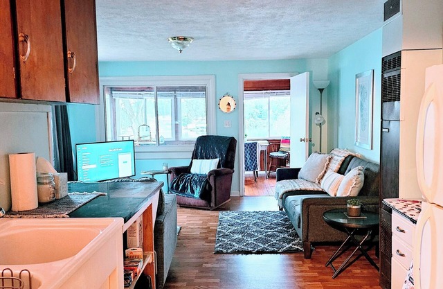 Algonquin Lakeside Suites-Docks, Kayaks Unit C