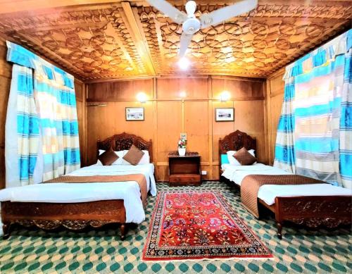 Ali jan hotel