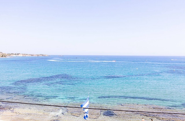Alia Beach Hotel