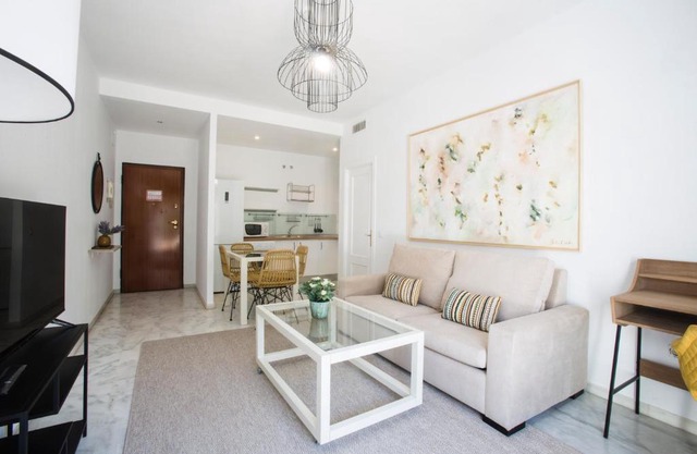 Alijar Lux Bormujos con piscina y parking gratis