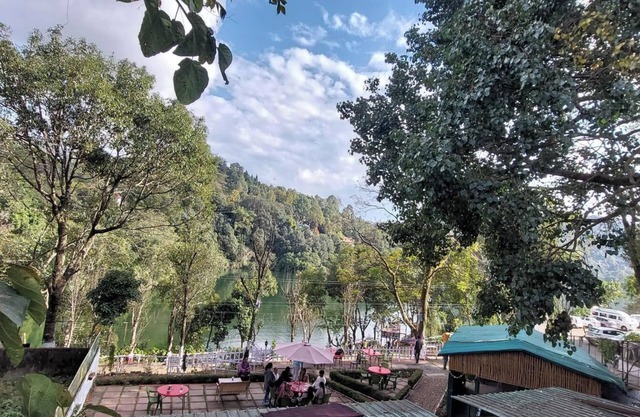 Alinda House Naukuchiatal By The Gaur