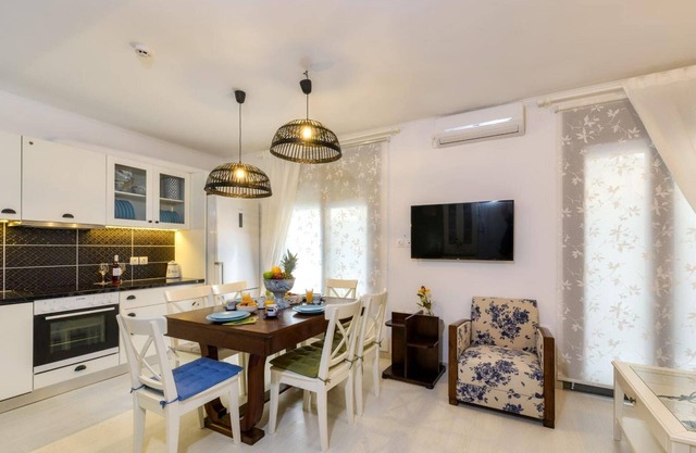 Alisahni Villa, Villa