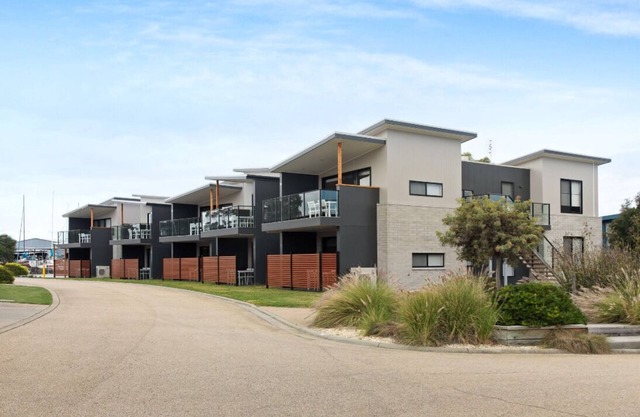 All Accessible Apartment - Captains Cove Luxury Apartments