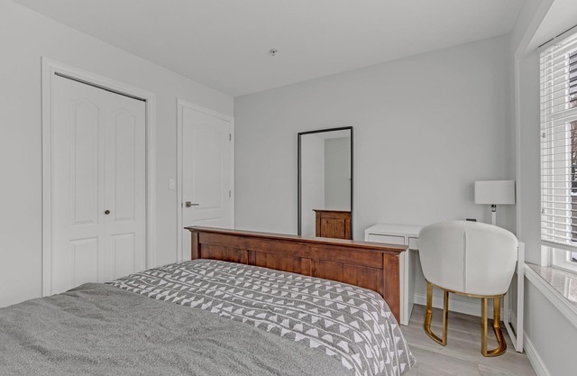 All Necessities Modern Suite in Safe & Quite Neighborhood, Close to Downtown!!!