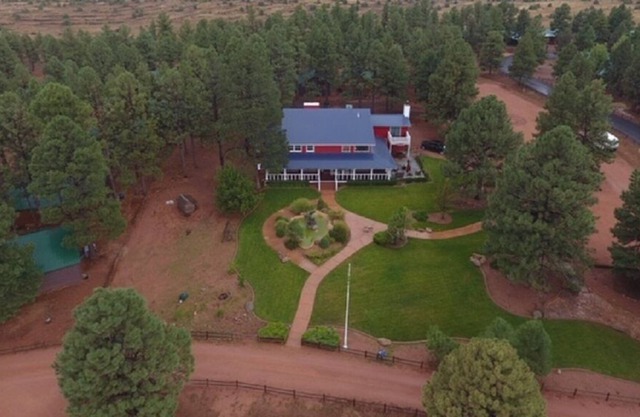 All Seasons Lodge and Ranch