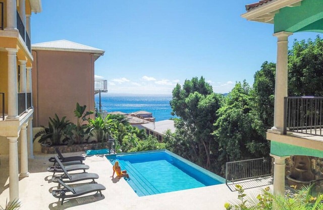 Allamanda 3 - 1 bedroom suite at Seagrape Vista
