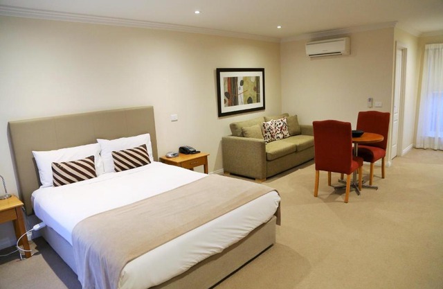 Allansford Hotel Motel