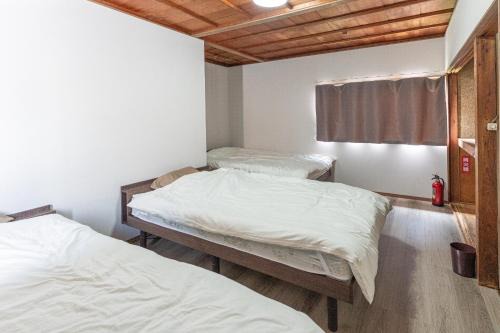 ALLEY HOUSE- NewOpen