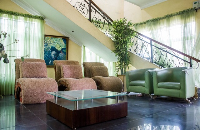 Allonze Hotel