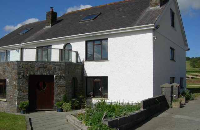 Alltyfyrddin Farm Guest House at The Merlin's Hill Centre