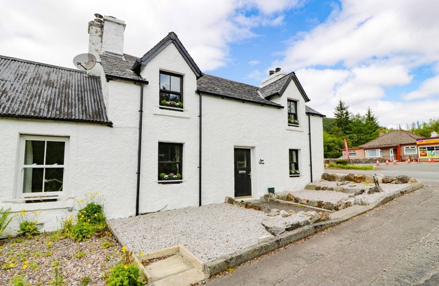 Alma Cottage, TYNDRUM