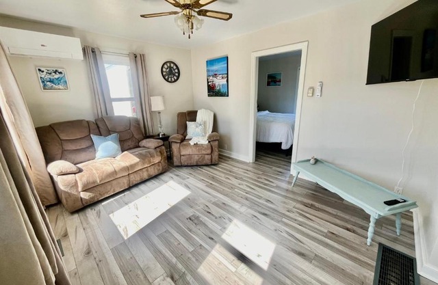 Alma Shore Lane Suites & Cottages