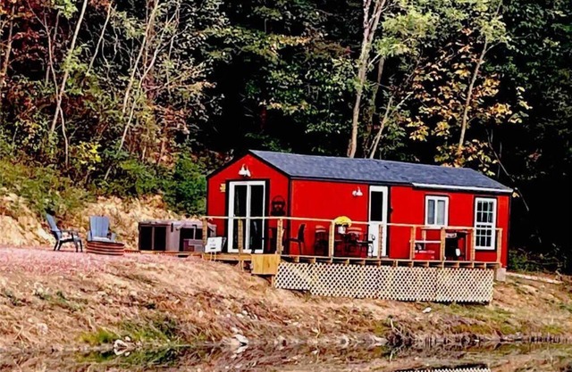 Almas Retreat