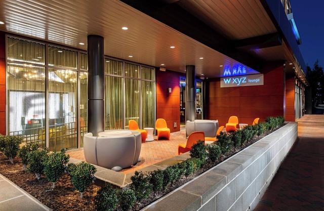 Aloft Savannah Downtown Historic District