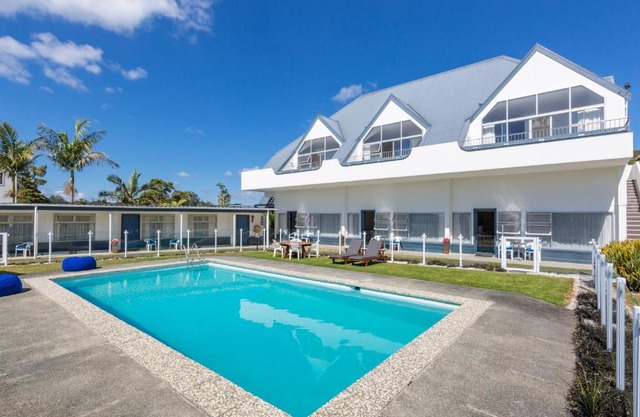 Aloha Seaview Resort Motel