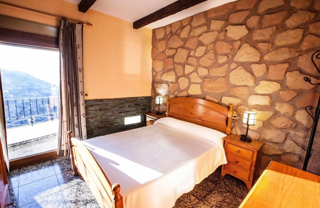 Aloj. Rural El Castillo 4 personas Spa y piscina