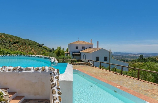 Alojamiento Rural Altabrida Constantina by Ruralidays