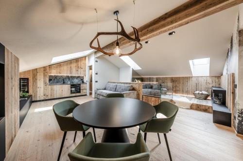 ALPEDOR Mountain Suites