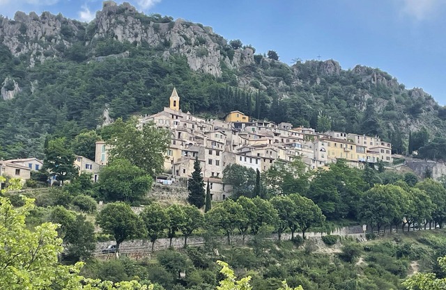 Alpes-Maritimes. SAINTE AGNES. Europe's highest coastal village.