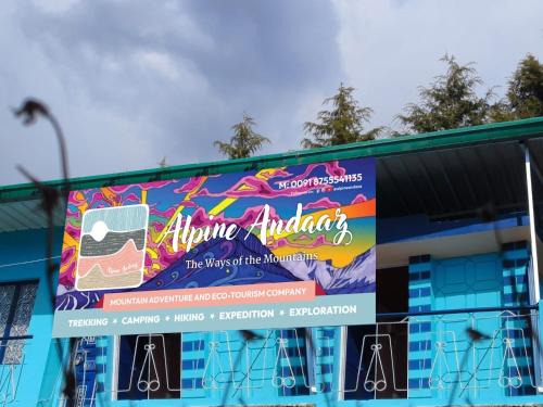 Alpine Andaaz Mountain Homestay