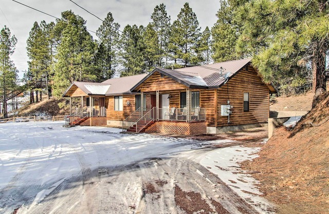 Alpine Arizona Cabin Rental w/ Gas Grill!