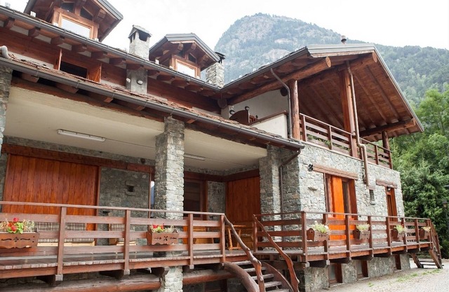Felicidad alpina: un refugio acogedor