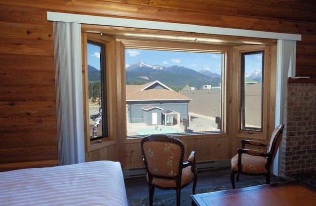 Alpine Inn