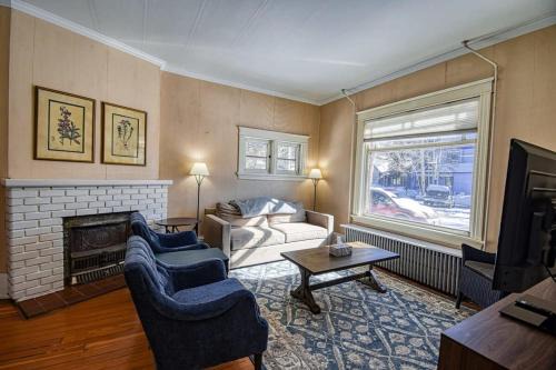 Alpine Retreat Beautiful Victorian 4bd Home
