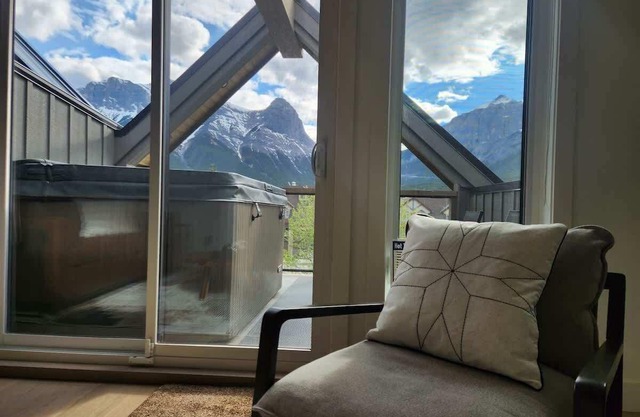Alpine Ridge the dream homebase in the Rockies
