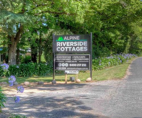 Alpine Riverside Cottages