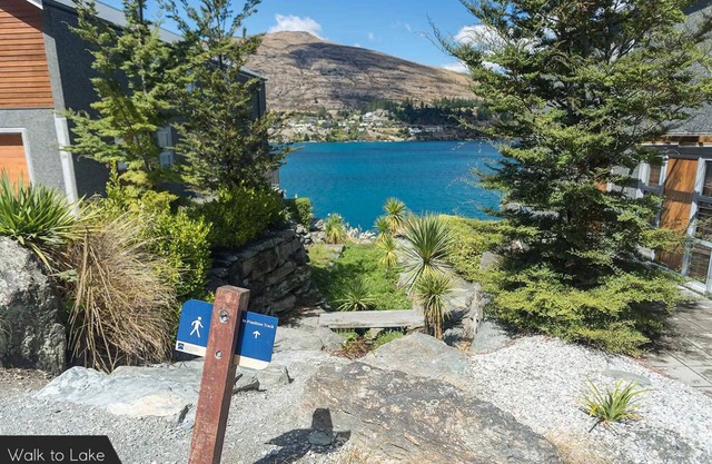 Alpine Village - 2 Bedroom Executive Apartment