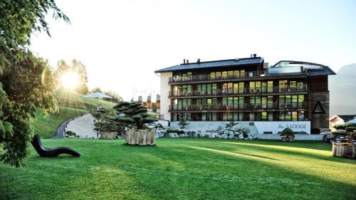 Alps Lodge