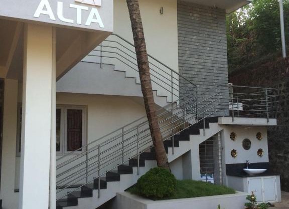 Alta- Luxe Villa